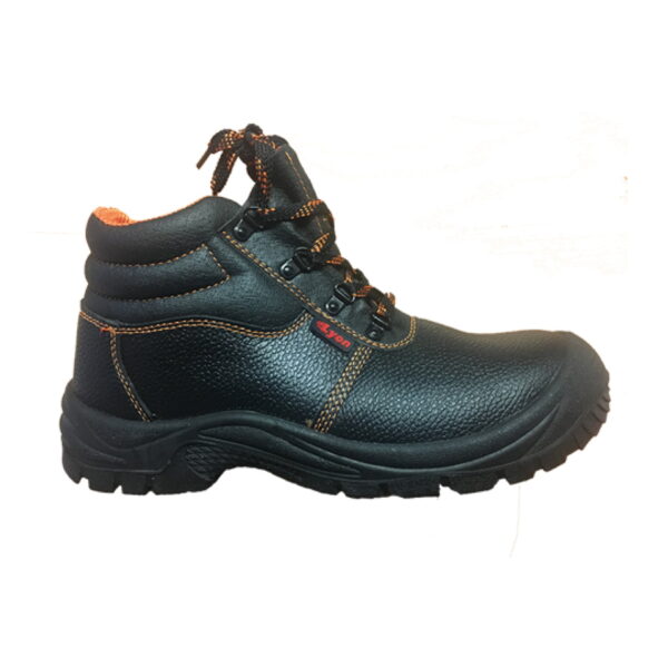CDS560 - SCARPA ALTA IN PELLE